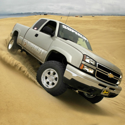 Superlift | 99-06 Chevy Silverado GMC Sierra 1500 4WD | 6in Lift Kit - Knuckle Kit with Superlift Shocks