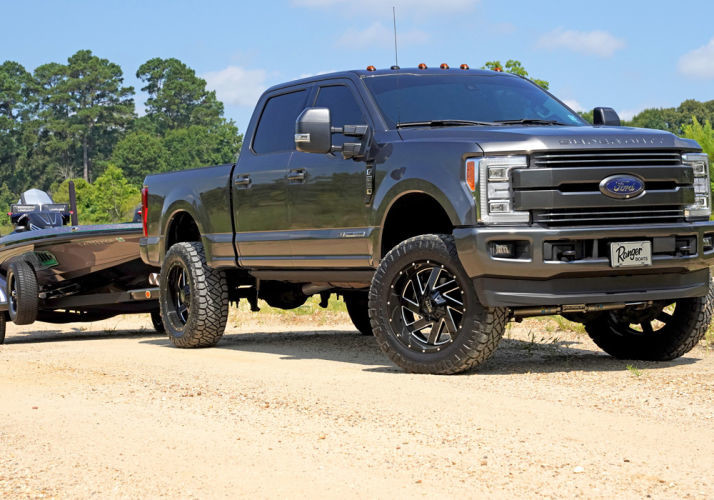 Superlift | 17-19 Ford F250 SD 6in 4in Lift | Kit with4-Link King Front Coilovers Rear Reservoir Shocks