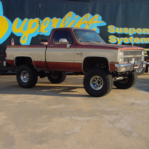 Superlift | 73-91 Chevy K10 GMC K15 4WD 8in | Lift Kit Rear Spring Kit with Superlift Shocks