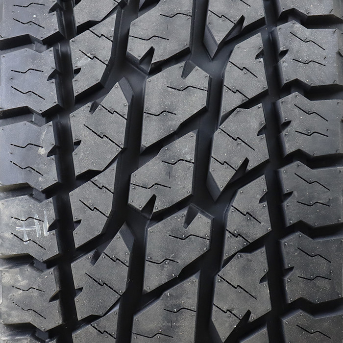 LandSpider Tires Wildtraxx A/T 245/65R17