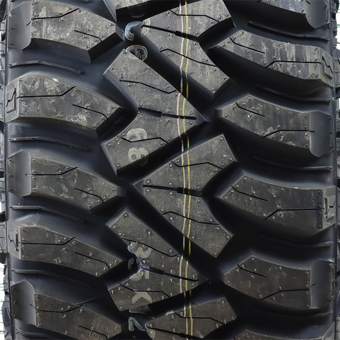 Kumho Tires Road Venture MT71 255/75R17 C