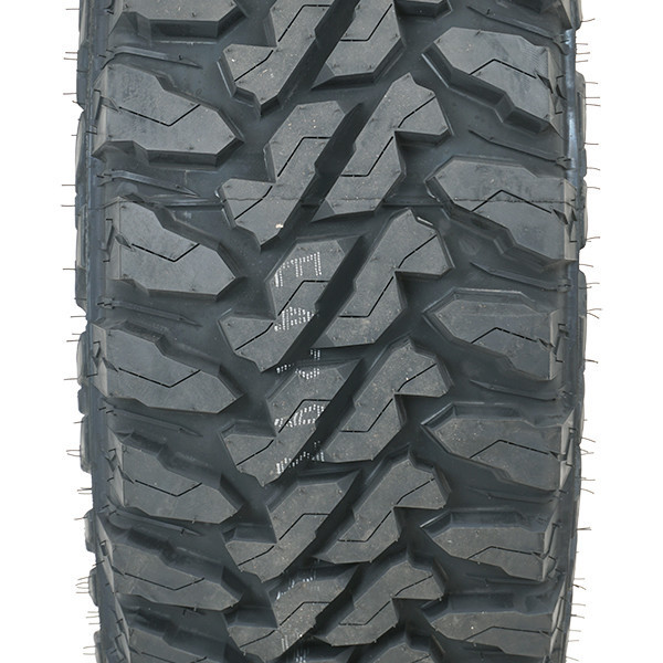 Yokohama Tires Geolandar M/T 33x12.50R18 F