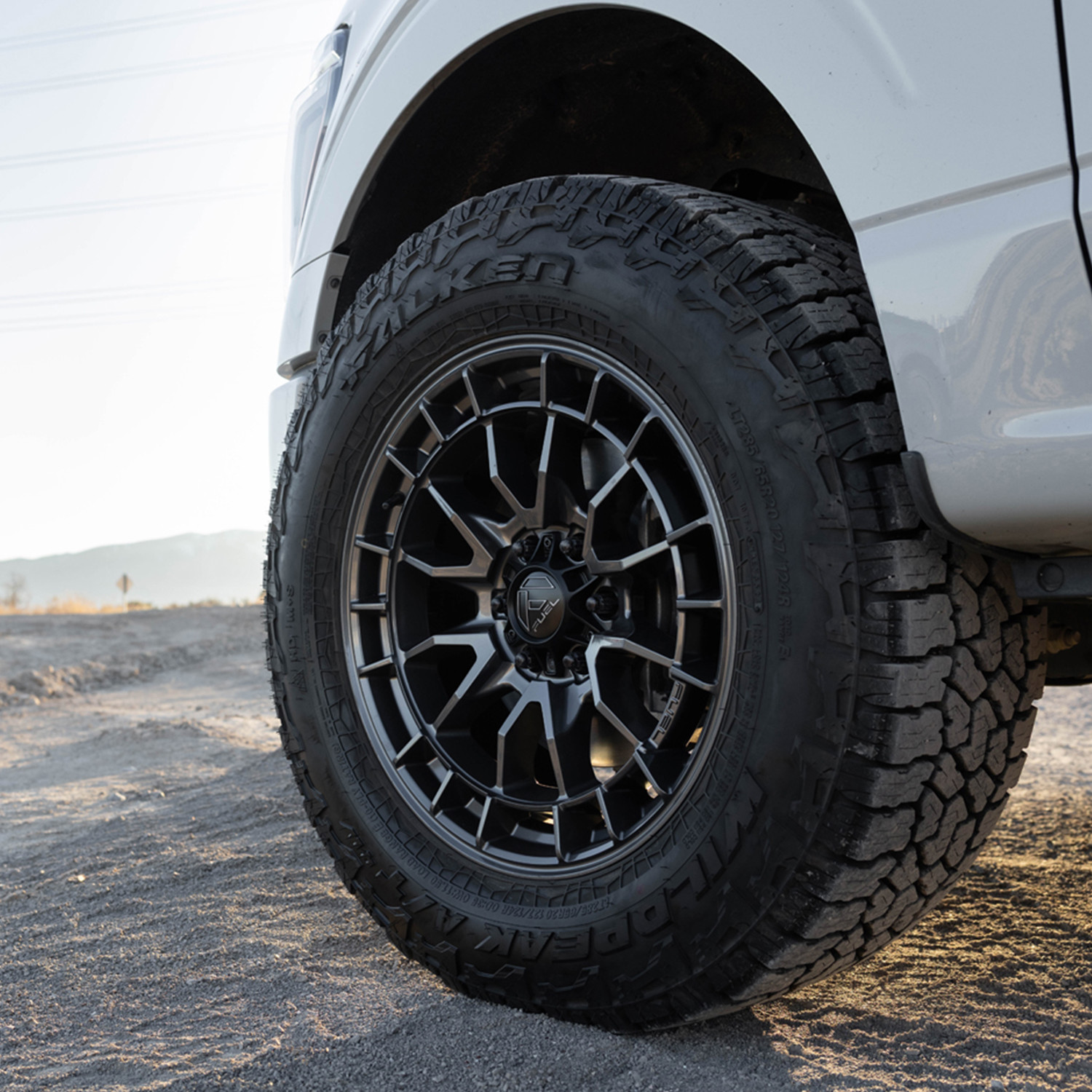 Fuel Offroad FC888 Revolt Gloss Gunmetal | FC888AX17856825